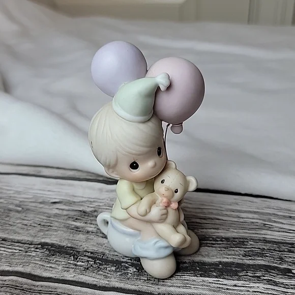 VINTAGE Precious Moments Potty Time - Picture 2 of 7
